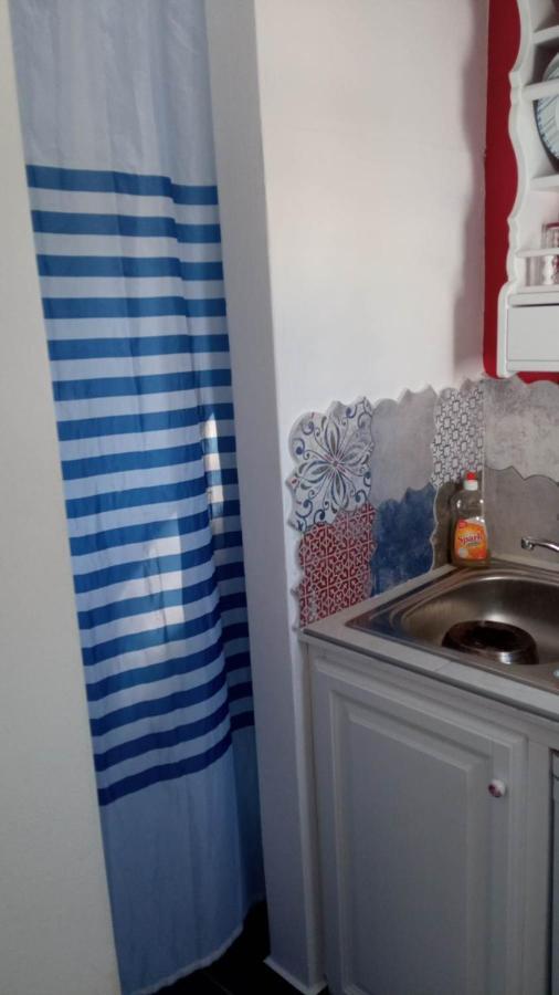 Sweet Home With Two Beds -One Single Room- With Beautiful View! Agia Marina  Dış mekan fotoğraf